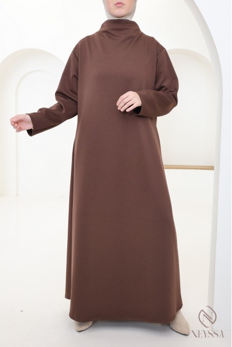 Long dress in soft sweatshirt fabric for trendy hijabi women