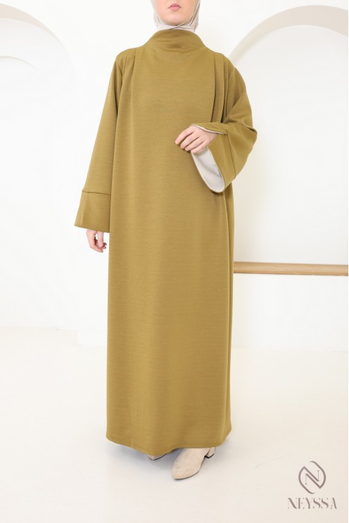 Long-sleeved dress with woven knit cuffs and high neck