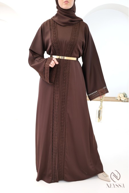 Abaya Dubaï kimono marron en soie de nidah femme hijabi tendance