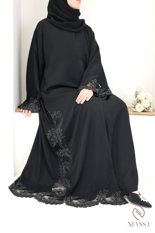 Abaya Dubai Luxus-Kimono mit schwarzer und silberner Stickerei