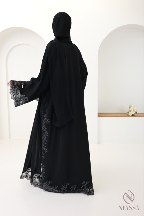 Abaya Dubaï kimono de luxe brodée noir et argenté pour femme chic