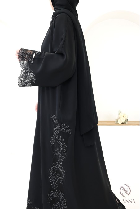 Abaya Dubai Luxus-Kimono mit schwarzer und silberner Stickerei