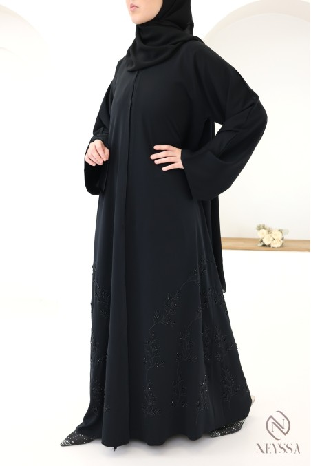 Abaya Dubai with embroidered beads and rhinestones, Eid outfit idea