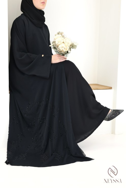 Abaya Dubaï avec perles brodées et strass, idée tenue Aïd