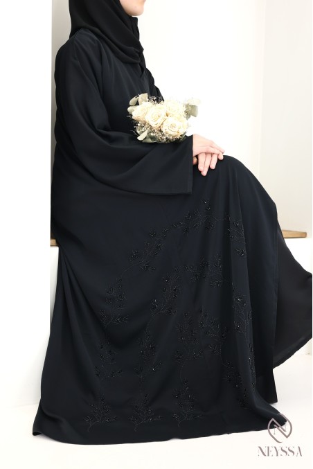 Abaya Dubaï avec perles brodées et strass, idée tenue Aïd