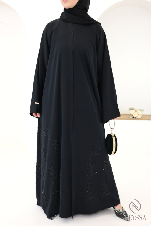 Abaya Dubai with embroidered beads and rhinestones, Eid outfit idea