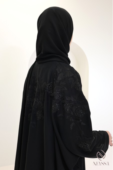 Abaya Dubai im Schmetterlingsschnitt mit Stickerei