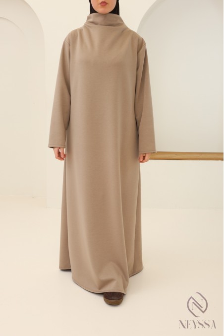 Robe longue tissu doux style sweat pour femme hijabi tendance
