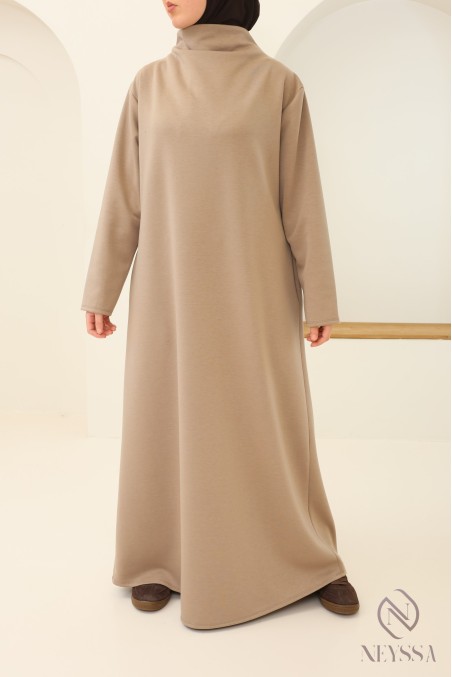 Long dress in soft sweatshirt fabric for trendy hijabi women