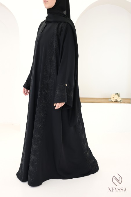 Straight-cut embroidered Dubai abaya for veiled women, chic abaya