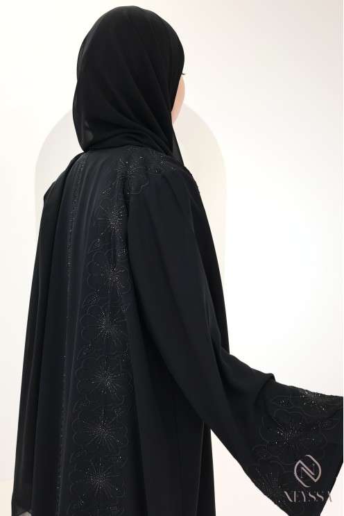 Straight-cut embroidered Dubai abaya for veiled women, chic abaya