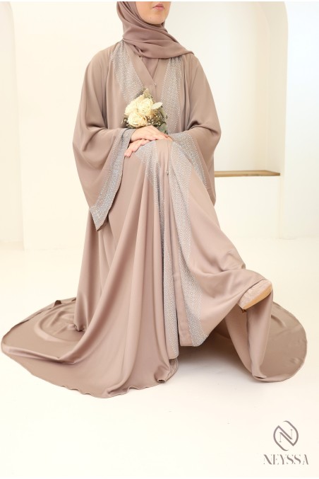 Dubai kimono abaya in dusky pink silky fabric for Eid, for hijabi women