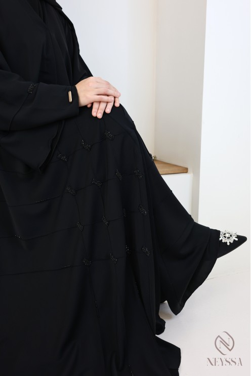 Abaya Dubai Schwarz muslimische Frau, ausgestellter Schnitt mit Perlen