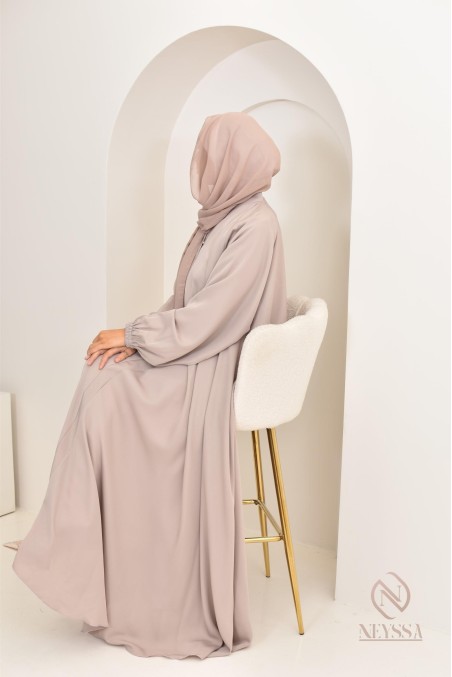 Abaya Dubaï longue nude pour femme voilée moderne hijab inclus