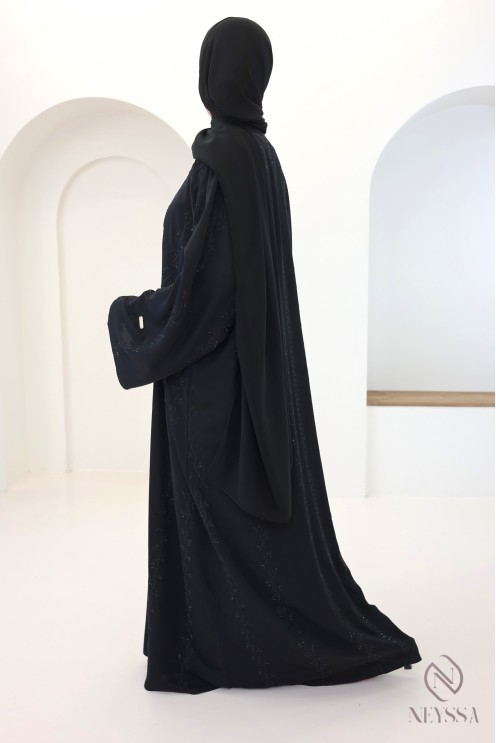 Black embroidered Dubai abaya for women, Khaleeji style