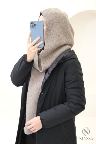 Essential Hood Scarf, schön warm, unverzichtbar für diesen Winter.