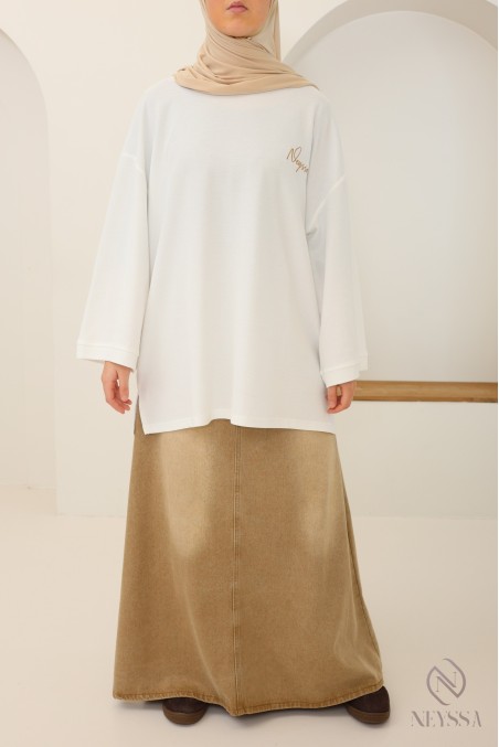 Oversized white piqué T-shirt with Neyssa signature