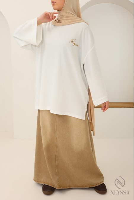 Oversized white piqué T-shirt with Neyssa signature