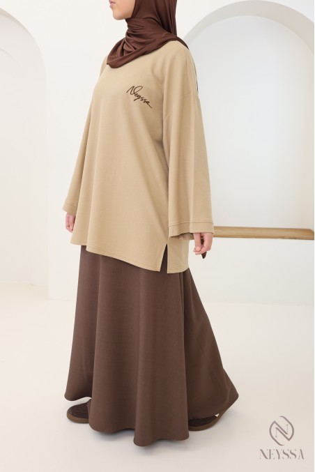 Loose-fitting long-sleeved cotton T-shirt, embroidered by Neyssa