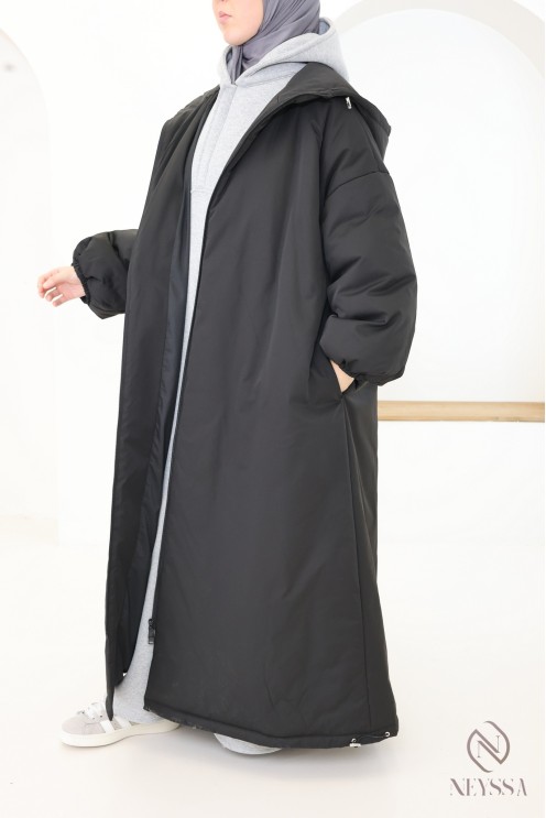 Women's long black coat with puff sleeves, nice and warm for winter