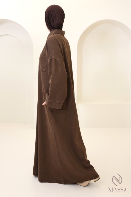 Langes Kleid in Jeansbraun mit Hemdkragen aus 100 % Baumwolle