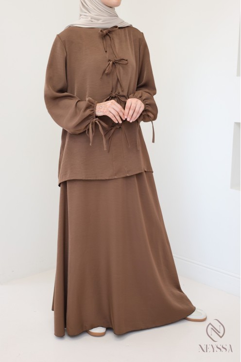 Women's two-piece set with long skirt and modern tunic in satin fabric