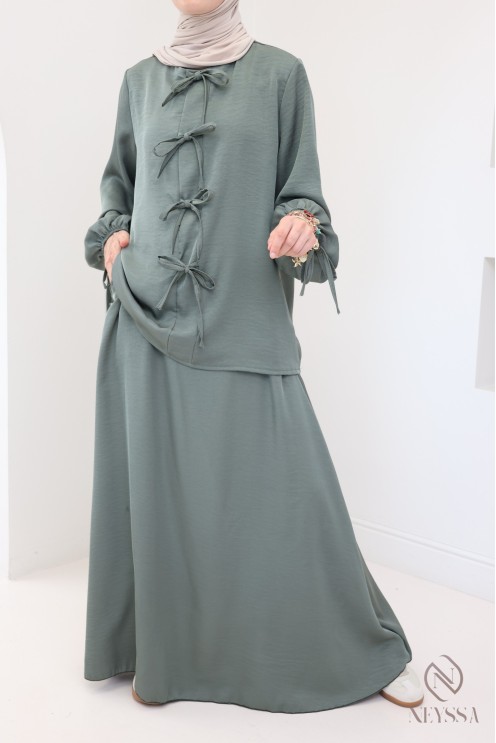 2-piece khaki set for women with long skirt and trendy tunic
