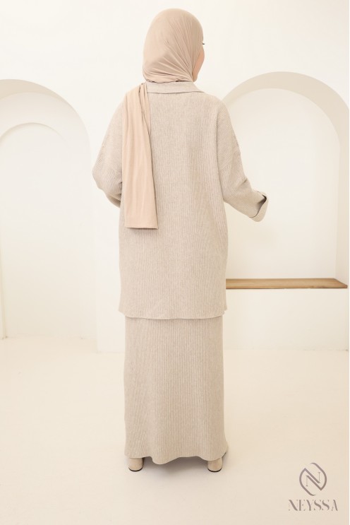 Ensemble jupe maille tissée, tunique col polo avec jupe modeste