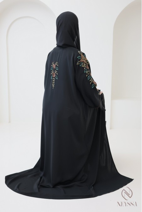 4-piece Dubai kimono abaya with embroidered pearls and organza