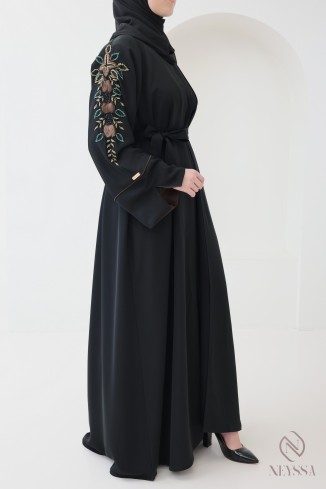 4-piece Dubai kimono abaya with embroidered pearls and organza
