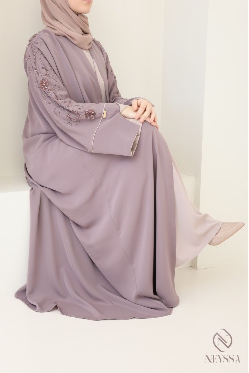 Abaya Dubaï avec kimono à perles brodées, outfit tendance Aïd