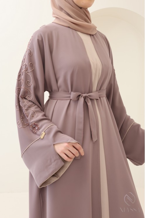 Abaya Dubaï avec kimono à perles brodées, outfit tendance Aïd