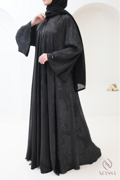 Luxuriöse Kimono-Abaya Dubai mit Umbrella-Schnitt und Holzverzierung
