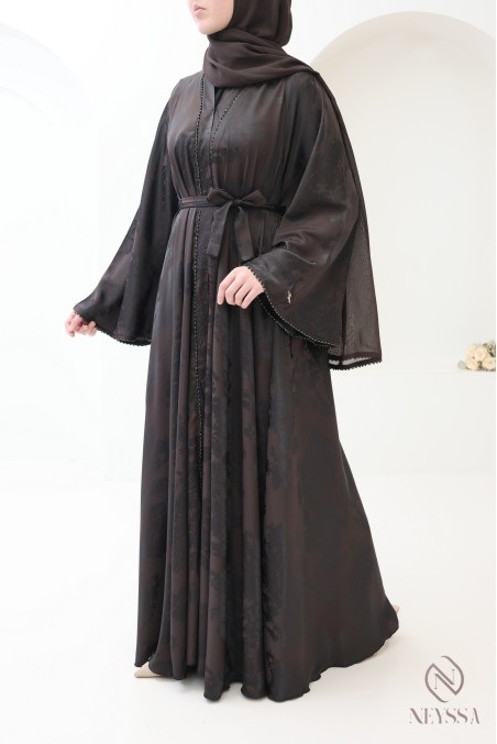 Luxuriöse Kimono-Abaya Dubai mit schokoladenbraunen Perlen