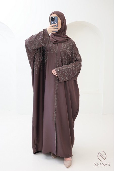Chic brown kimono-style Dubai abaya for hijabi women for Eid