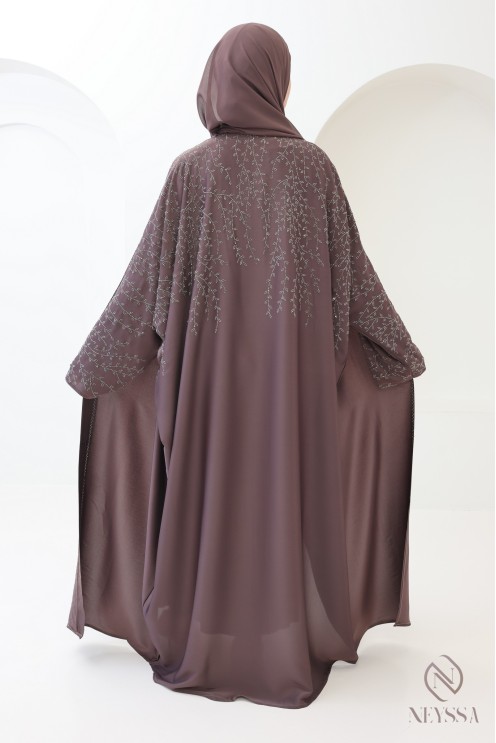 Chic brown kimono-style Dubai abaya for hijabi women for Eid