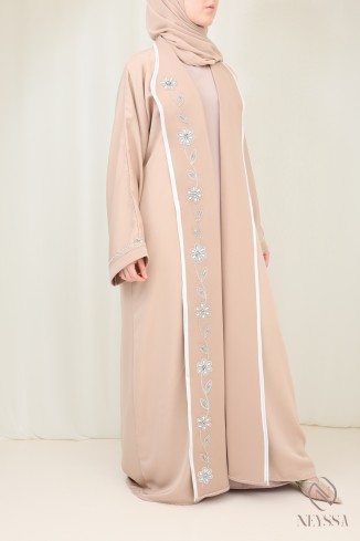 Luxury beige Dubai kimono abaya with embroidery for hijabi women 2