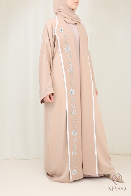 Luxuriöse beigefarbene Kimono-Abaya aus Dubai mit Stickerei für Hijabi