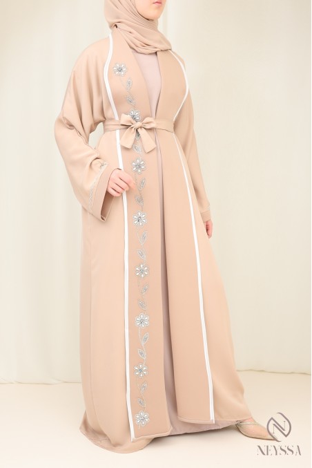 Luxuriöse beigefarbene Kimono-Abaya aus Dubai mit Stickerei für Hijabi