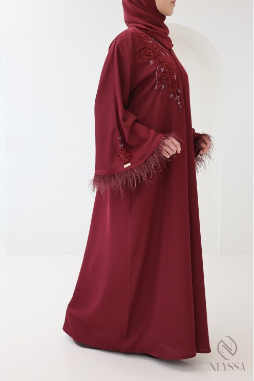 Abaya Dubai Kimono Bordeaux mit Perlen und Federn für das Eid-Fest