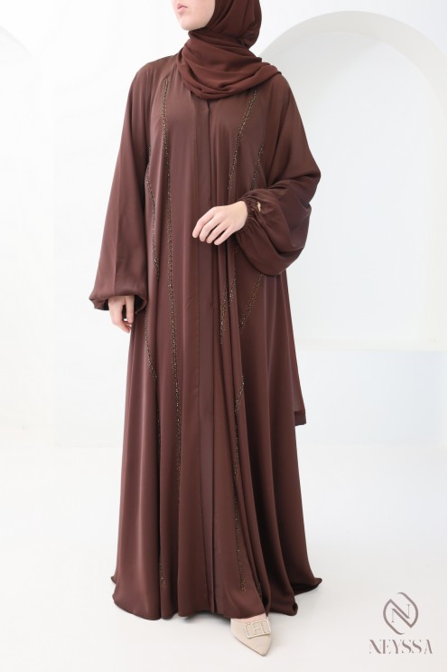 Luxury Dubai abaya, flared cut, long sleeves for hijabi women
