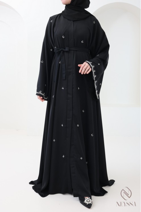 Abaya Dubai Kimono schwarz mit silbernen Perlenverzierungen