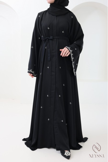 Abaya Dubai Kimono schwarz mit silbernen Perlenverzierungen