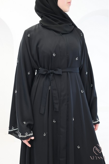 Abaya Dubaï Kimono noire détails perles argenté pour femme hijabi