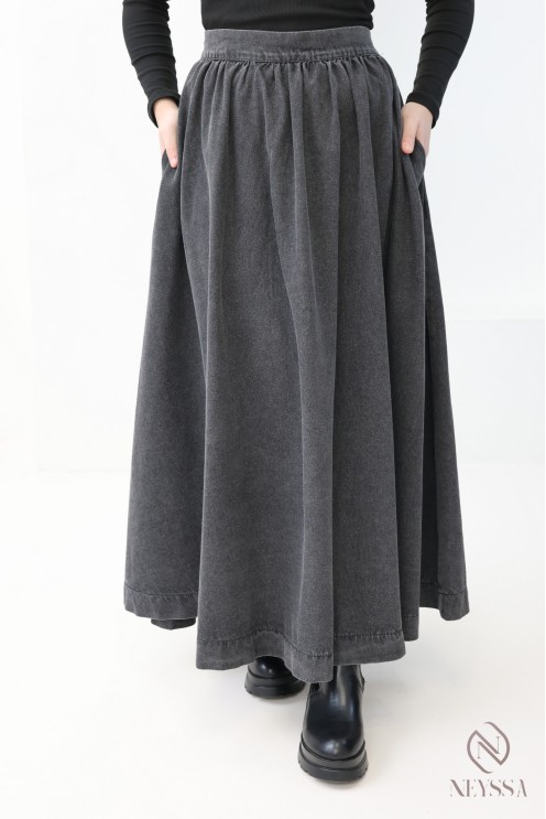 Women's loose-fitting long denim skirt without slits, 100% cotton