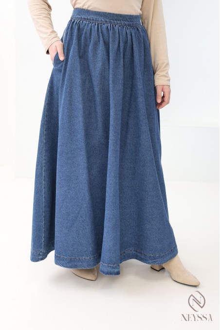 Langer Jeansrock aus Rohjeansstoff ohne Schlitze, ausgestellter Schnitt