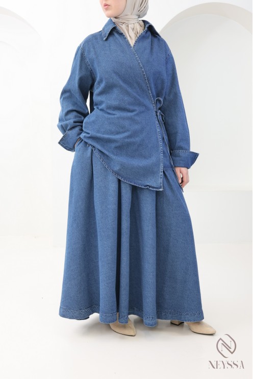 Set aus langem, ausgestellten Rock + Kimono-Oberteil aus Raw Denim