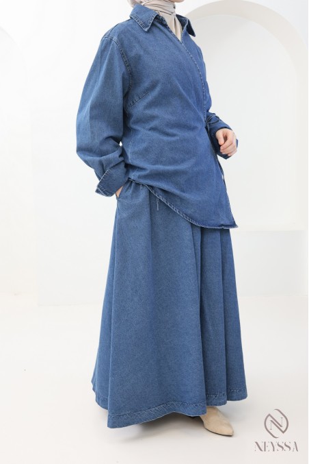 Set aus langem, ausgestellten Rock + Kimono-Oberteil aus Raw Denim