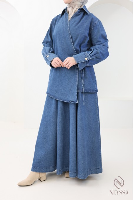 Set aus langem, ausgestellten Rock + Kimono-Oberteil aus Raw Denim