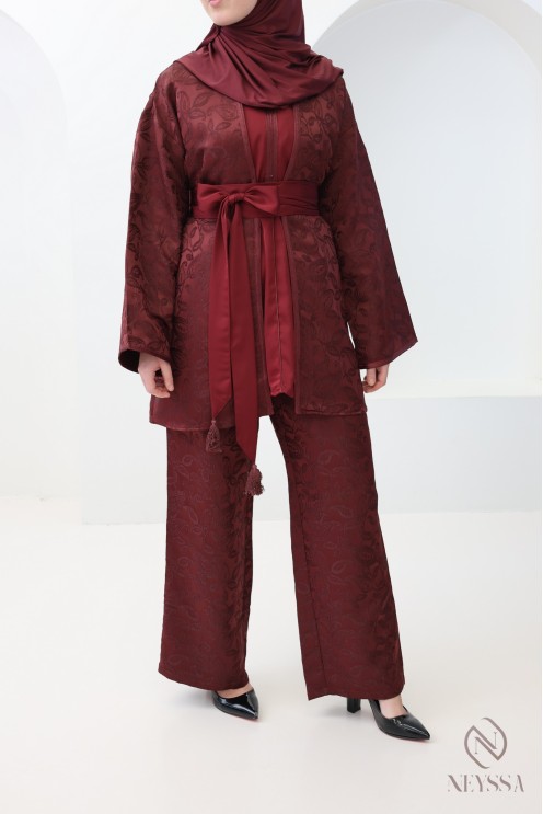 4-piece brocade caftan-style women's outfit with burgundy sfifa
